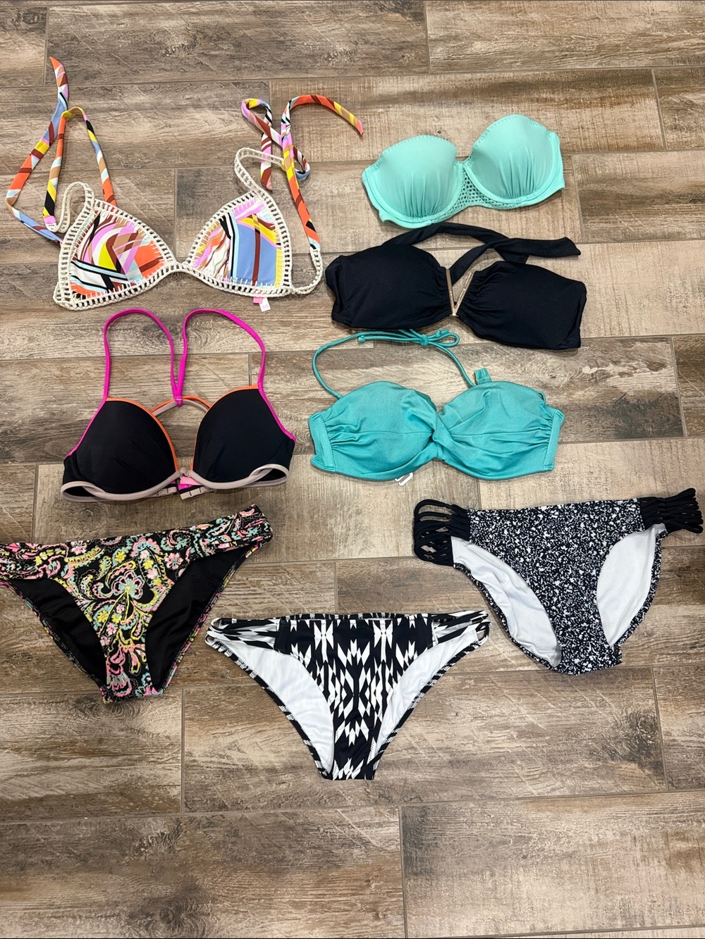 Victoria's Secret Mint Green Bandeau & Mixed Bikini Set